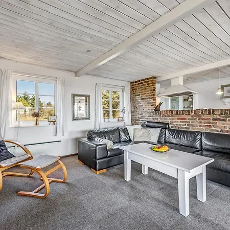 Bjart - 50m To The Fjord By Interhome Skjern