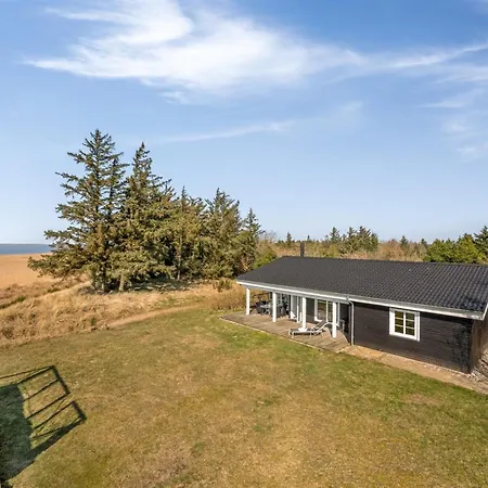Bjart - 50m To The Fjord By Interhome Feriehus *